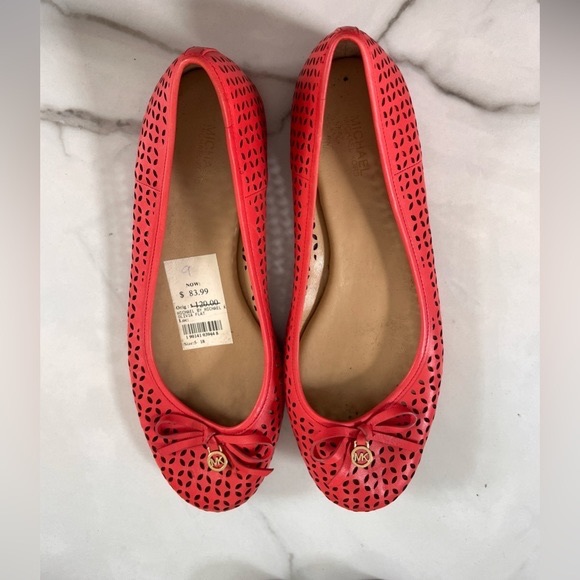 Unworn Michael Kors Flats - Picture 1 of 2